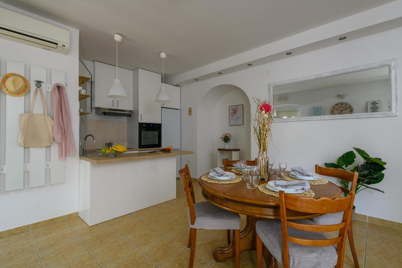Apartman Aleksandra بولا المظهر الخارجي الصورة